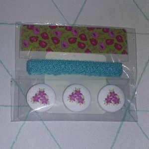 LAST CHANCE - Floral Print Buttons and Trim